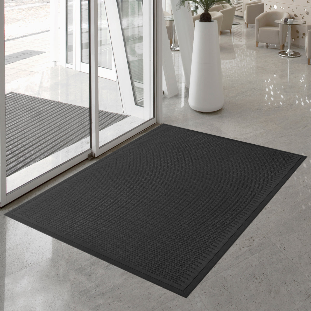 Dash Heavy Duty Rubber Mat with Capsule Texture 3 ft x 5 ft
