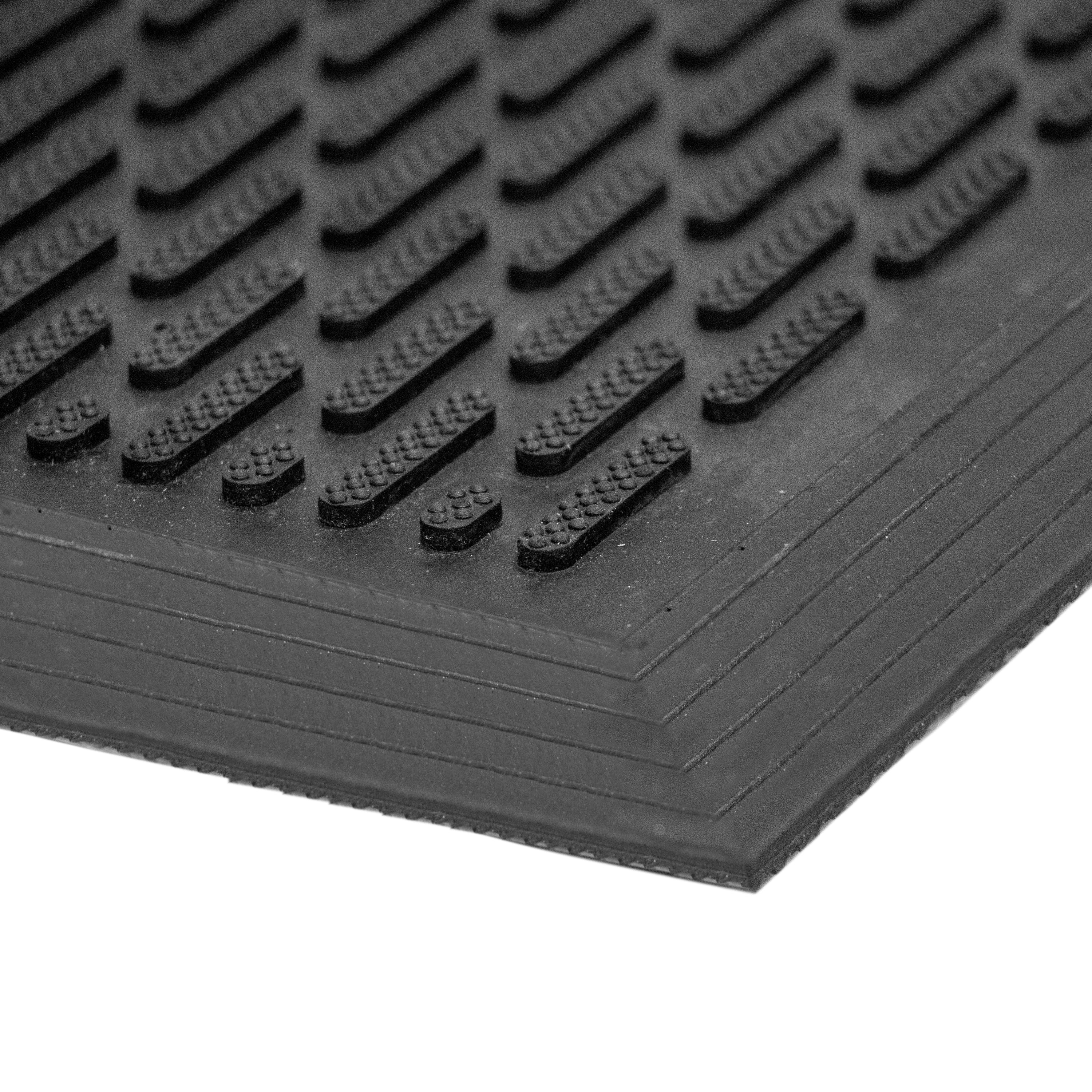 Dash Heavy Duty Rubber Mat with Capsule Texture 3 ft x 5 ft