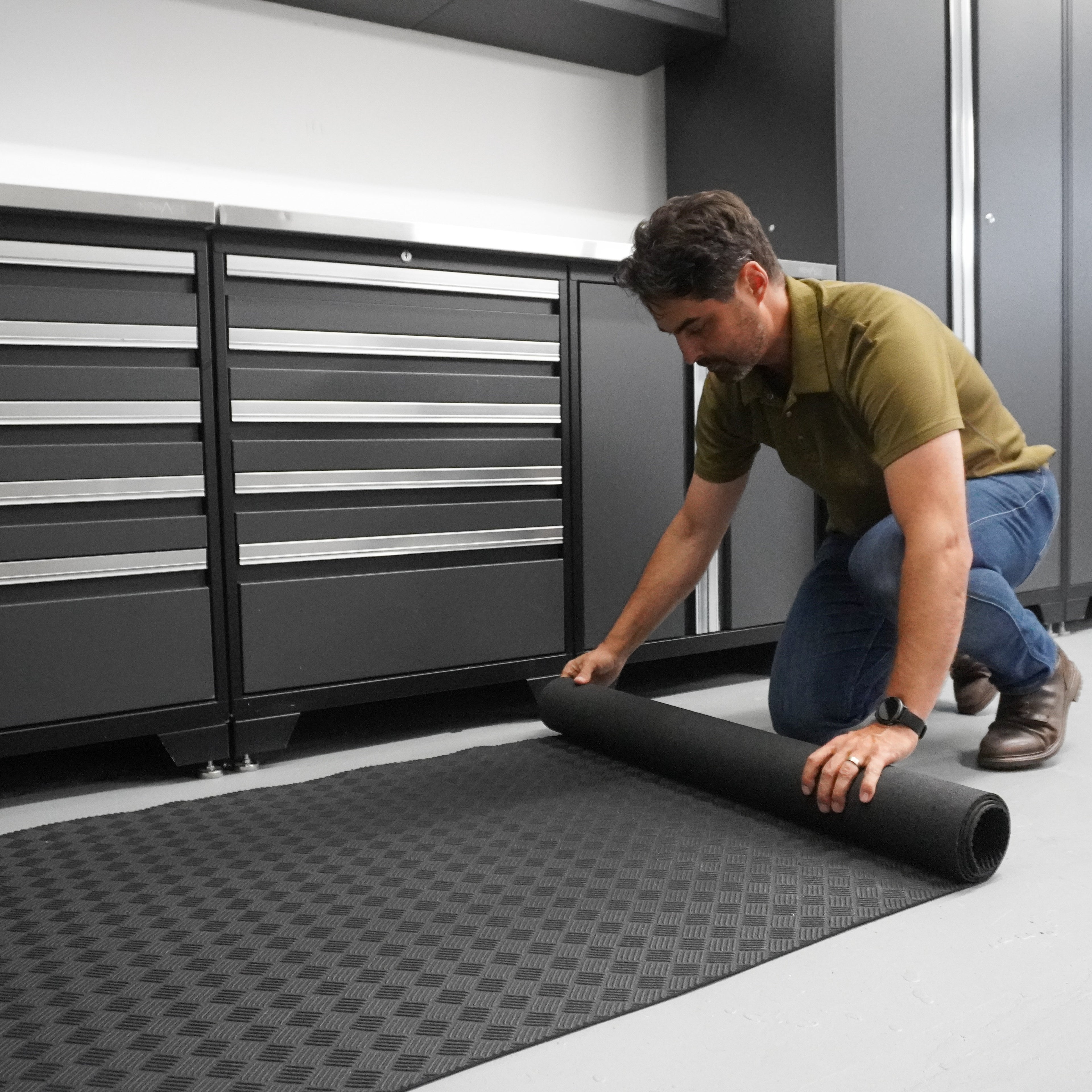 Deckplate 4mm Extruded Rubber Floor Mat 3 ft x 8 ft